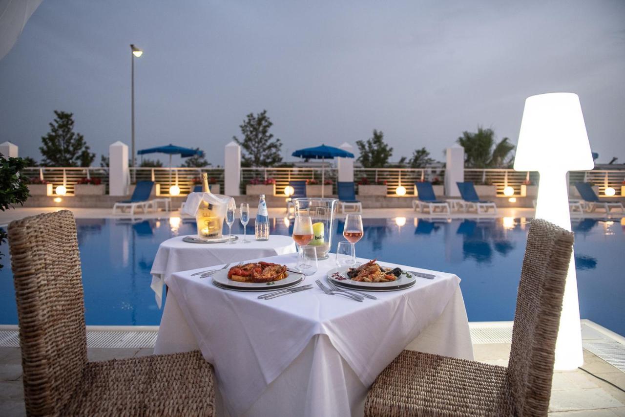 Club Azzurro Hotel & Resort Porto Cesareo Ngoại thất bức ảnh