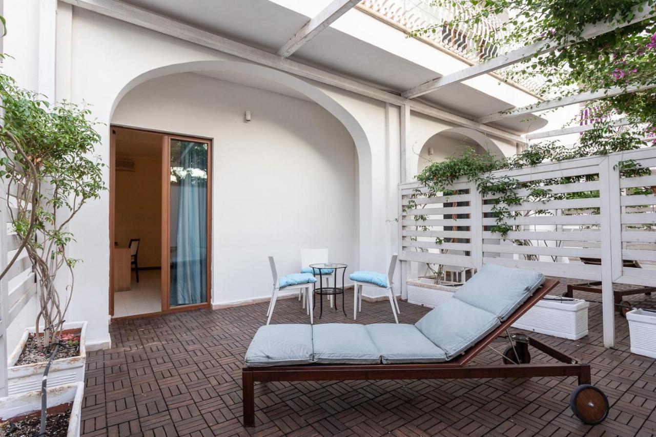 Club Azzurro Hotel & Resort Porto Cesareo Ngoại thất bức ảnh
